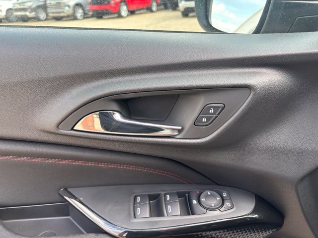 New 2026 Chevrolet Trax RS w/ Sunroof Package FWD image 20