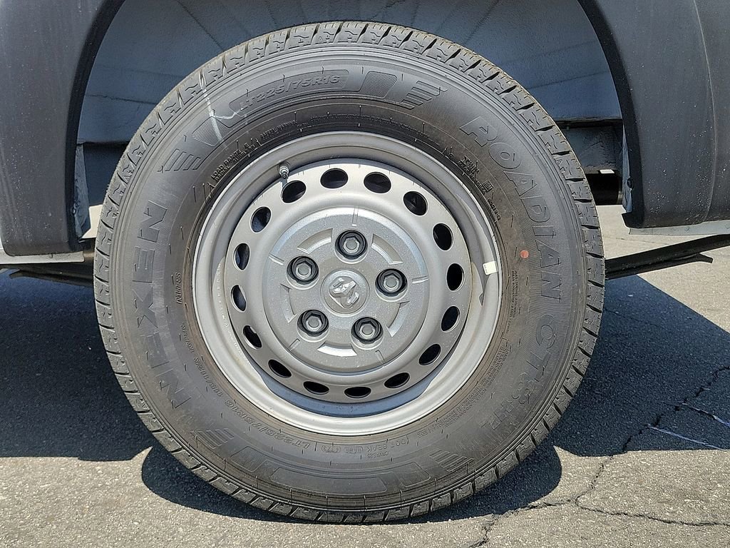 New 2024 RAM ProMaster 2500 w/ Convenience Group image 17