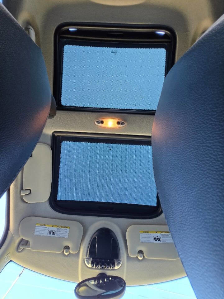 Used 2011 MINI Cooper S image 32