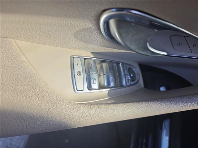 Used 2019 Mercedes-Benz E 300 image 12