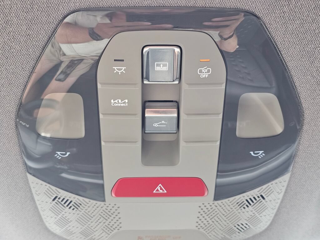 Certified 2024 Kia EV9 Wind AWD/4WD image 19