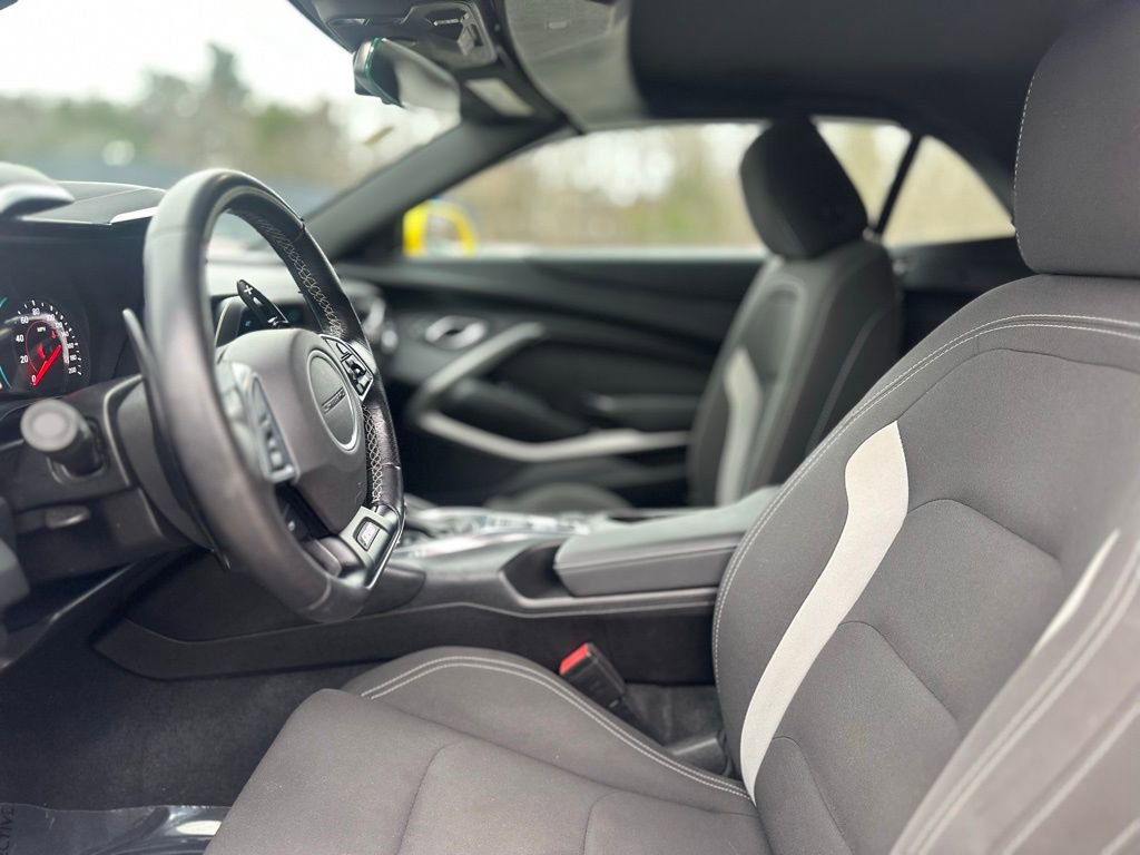 Used 2017 Chevrolet Camaro SS image 11