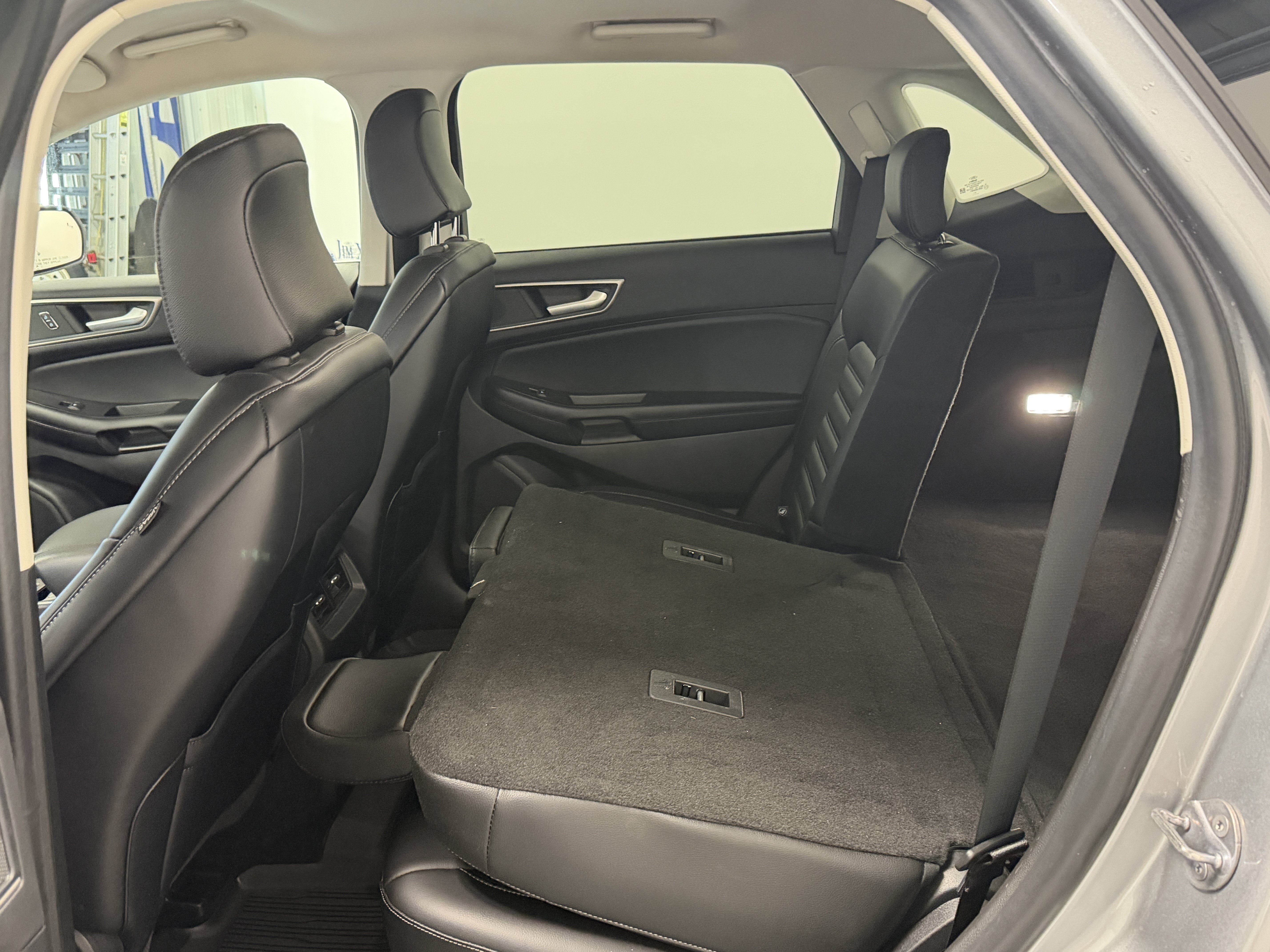 Used 2024 Ford Edge SEL w/ Convenience Package AWD/4WD image 22