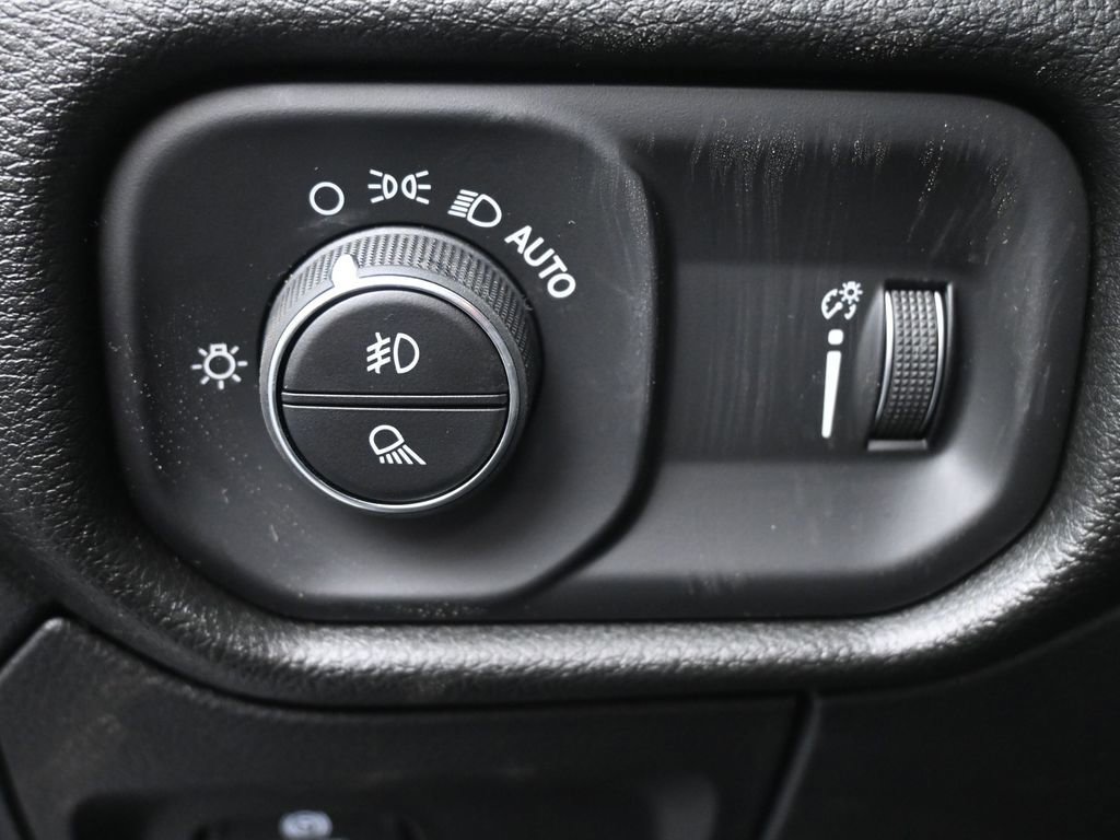 New 2026 RAM 1500 Express image 21