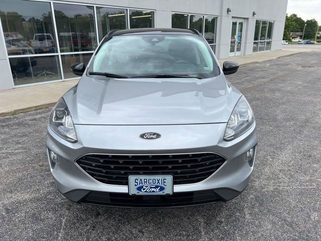 Used 2021 Ford Escape SEL w/ SEL Stealth AWD Package image 2