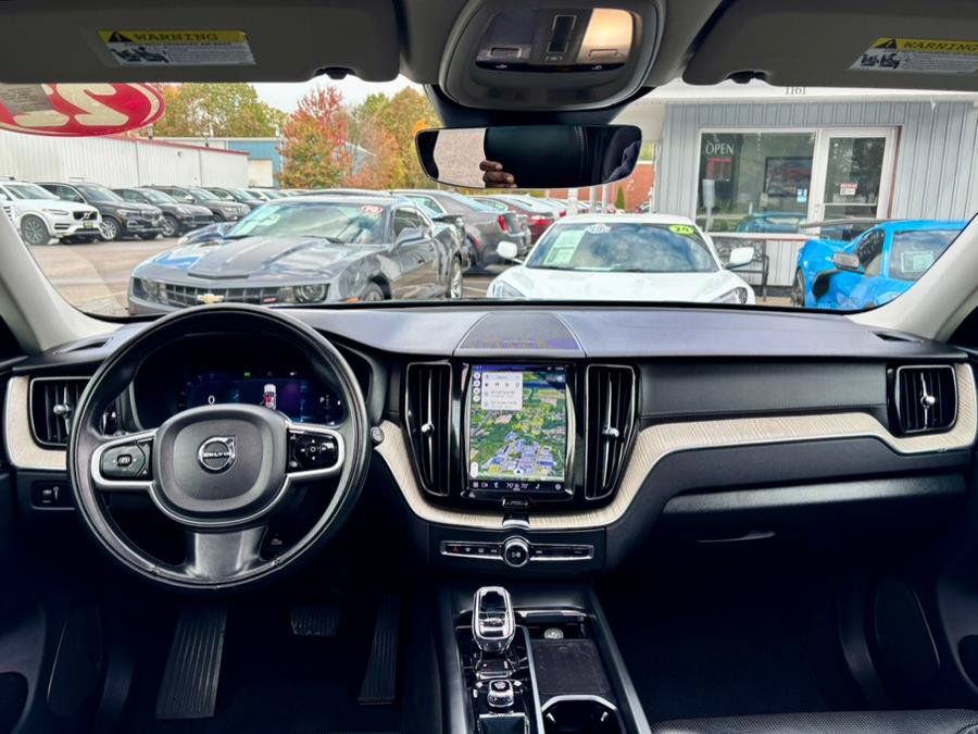 Used 2022 Volvo XC60 B5 Inscription w/ Climate Package AWD/4WD image 18