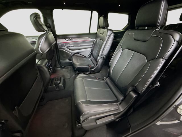 Used 2024 Jeep Grand Cherokee L Overland w/ Advanced Protech Group III image 24