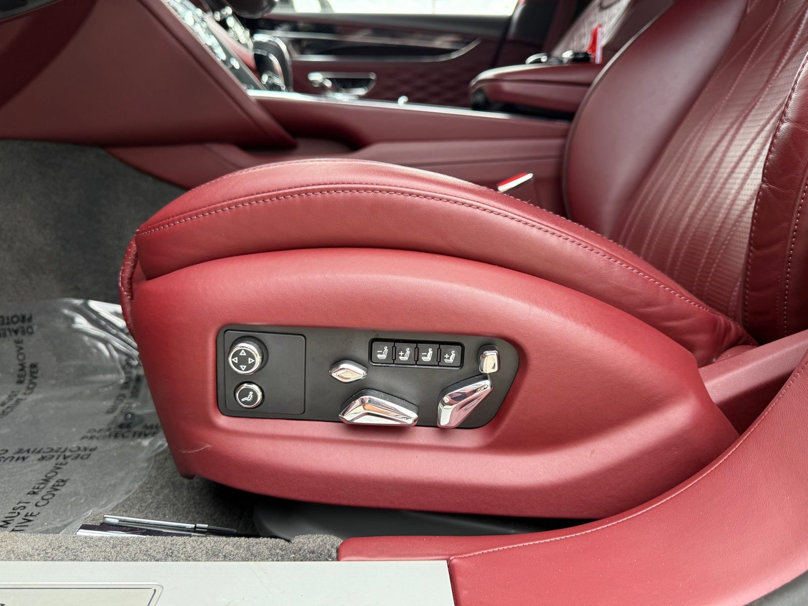 Used 2023 Bentley Flying Spur Azure AWD/4WD image 20