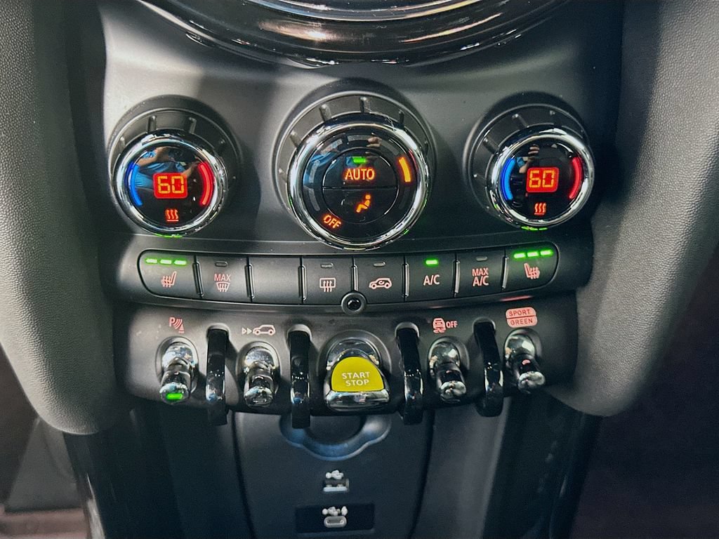 Used 2022 MINI Cooper SE FWD image 16
