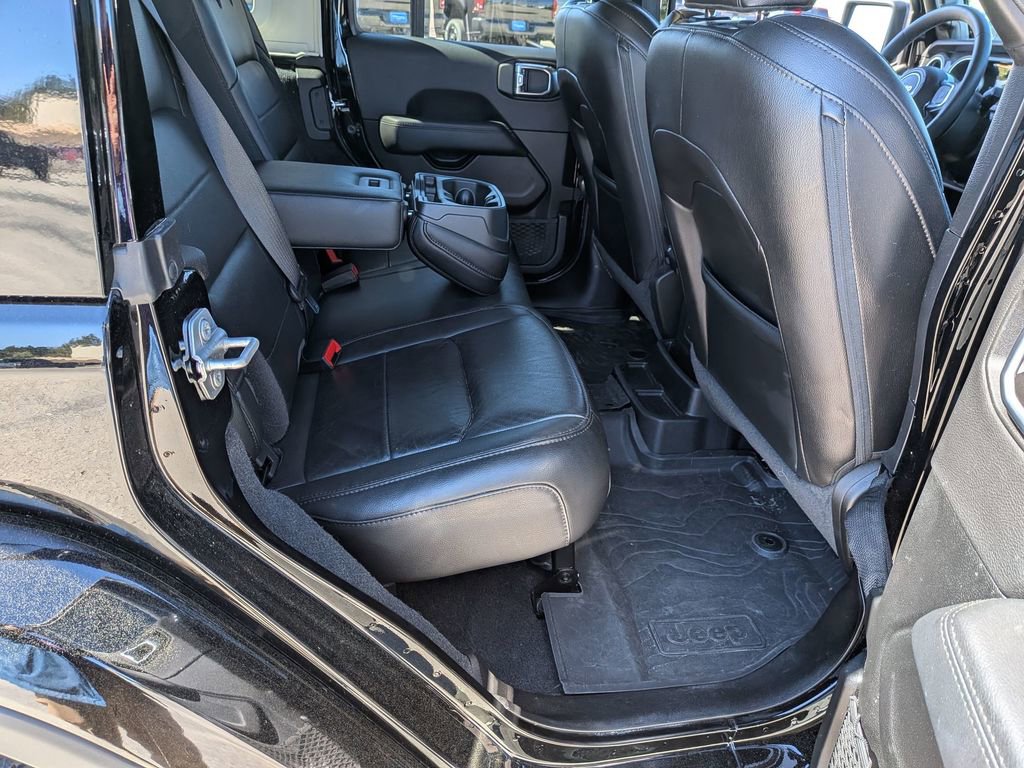 Used 2023 Jeep Wrangler Altitude image 23