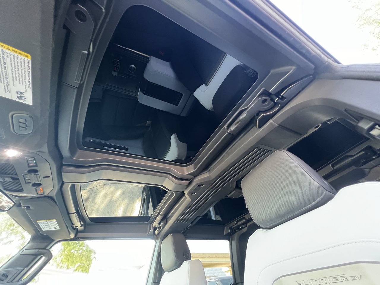 Used 2025 GMC Hummer EV 3X AWD/4WD image 28