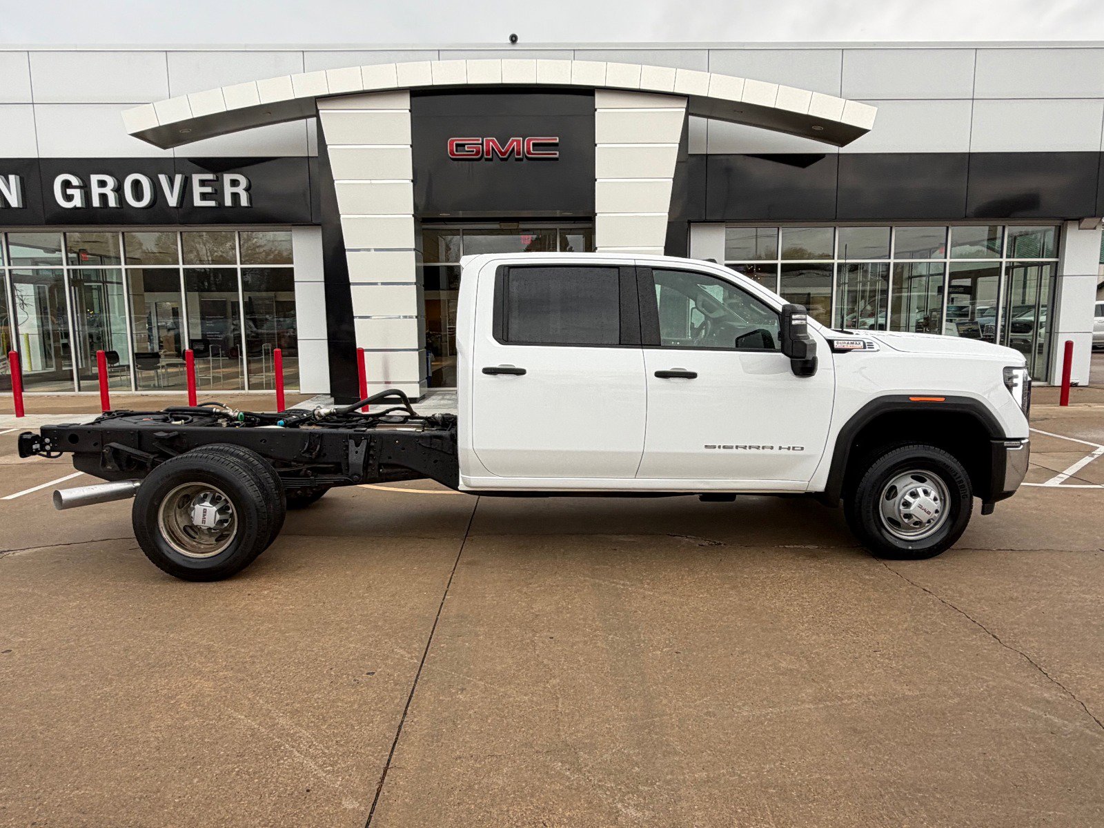 Used 2024 GMC Sierra 3500 Pro w/ Convenience Package image 22