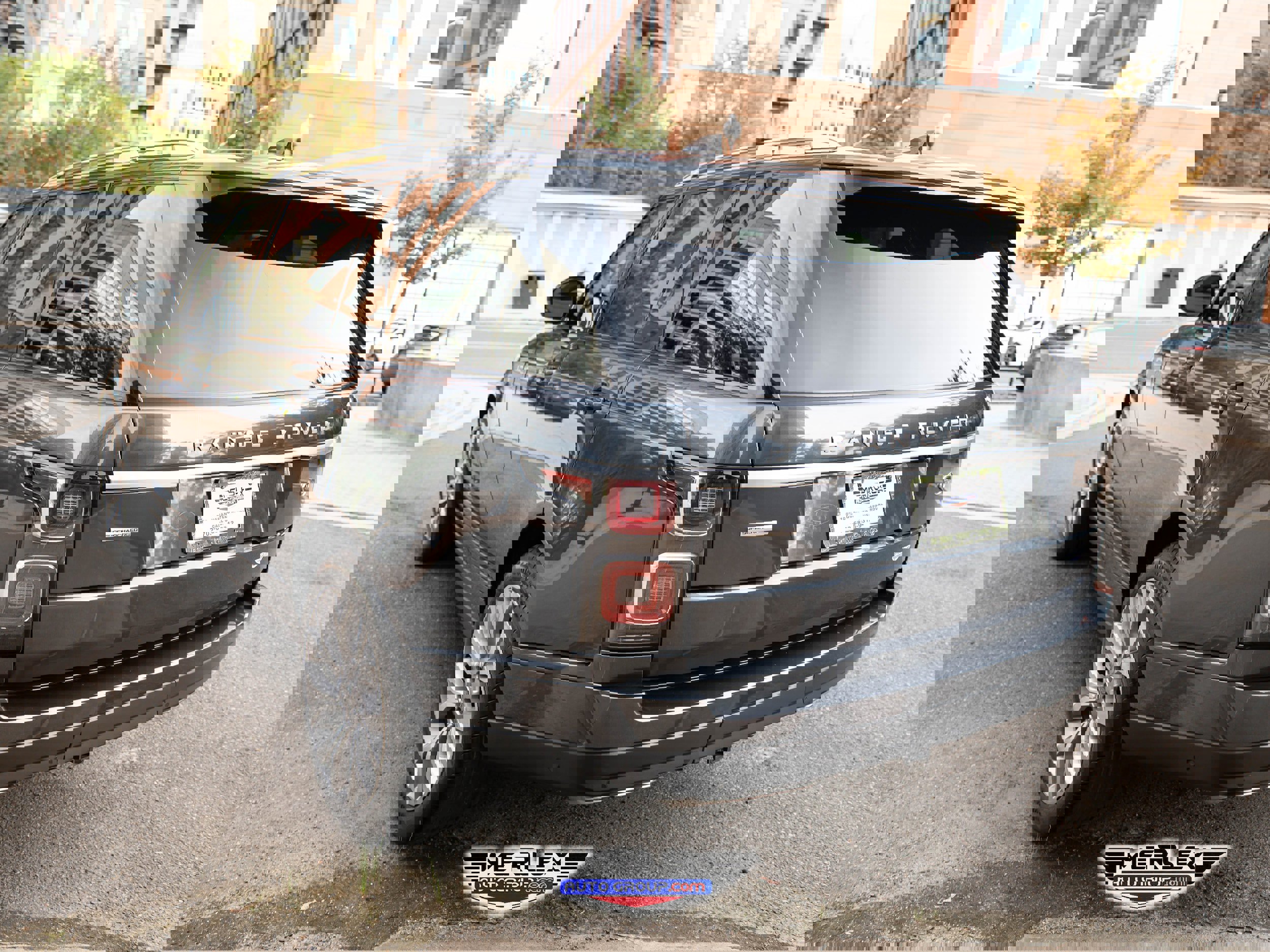 Used 2018 Land Rover Range Rover Long Wheelbase Supercharged image 5