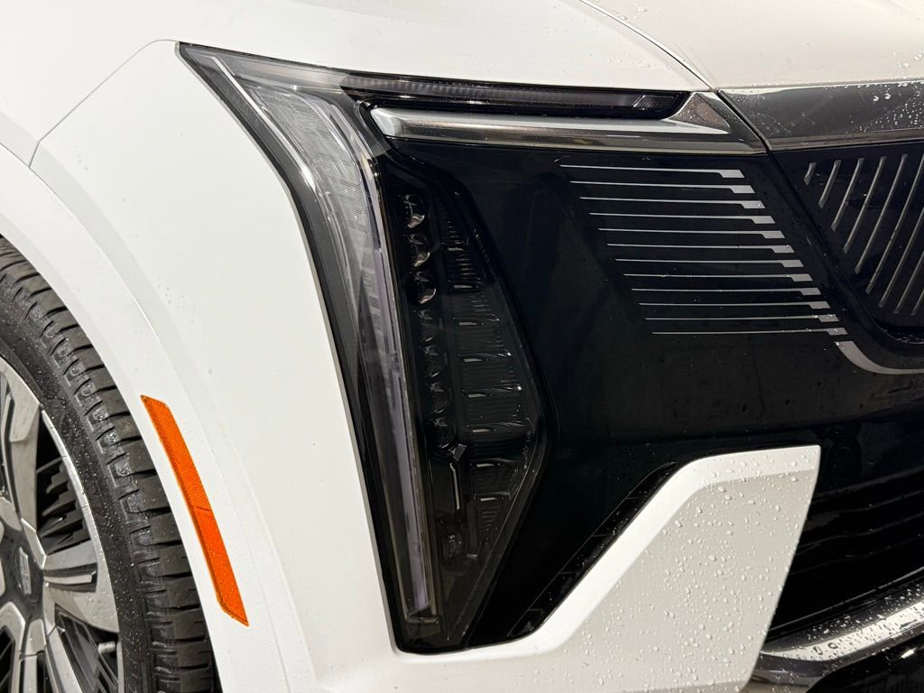 Used 2025 Cadillac Escalade IQ Luxury 1 image 11
