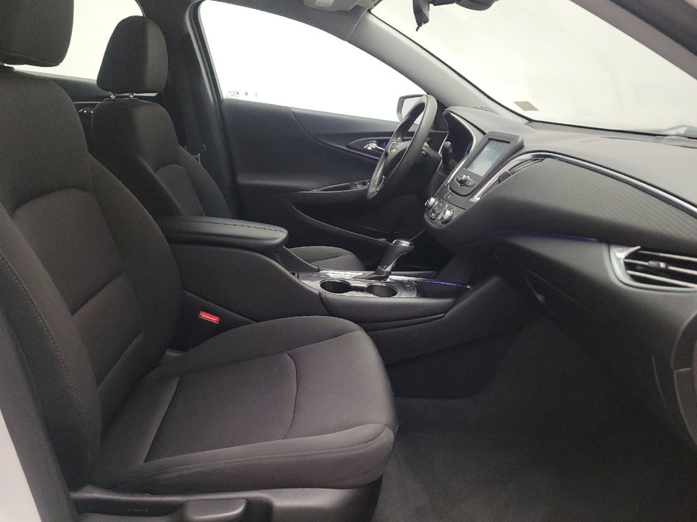 Used 2018 Chevrolet Malibu LT FWD image 21