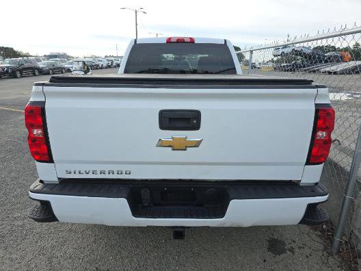 Used 2018 Chevrolet Silverado 1500 Custom w/ Custom Value Package image 5