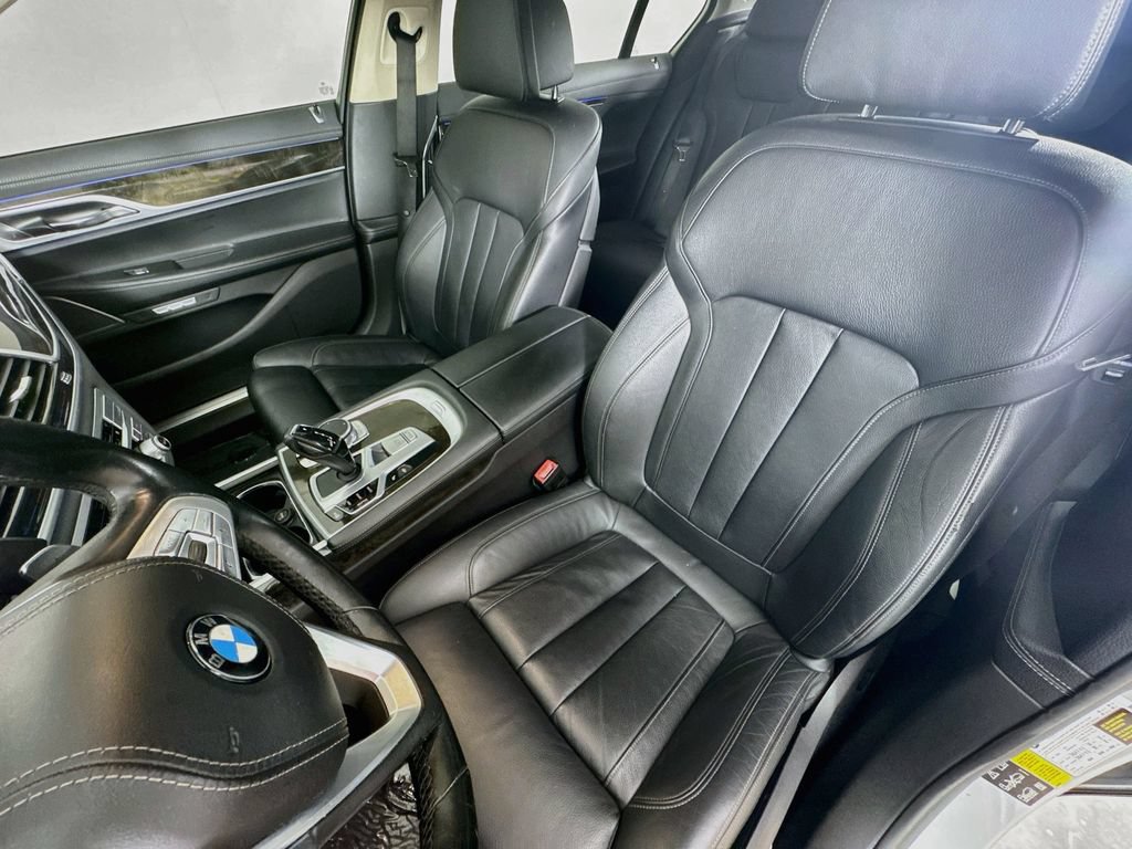 Used 2018 BMW 750i xDrive AWD/4WD image 23