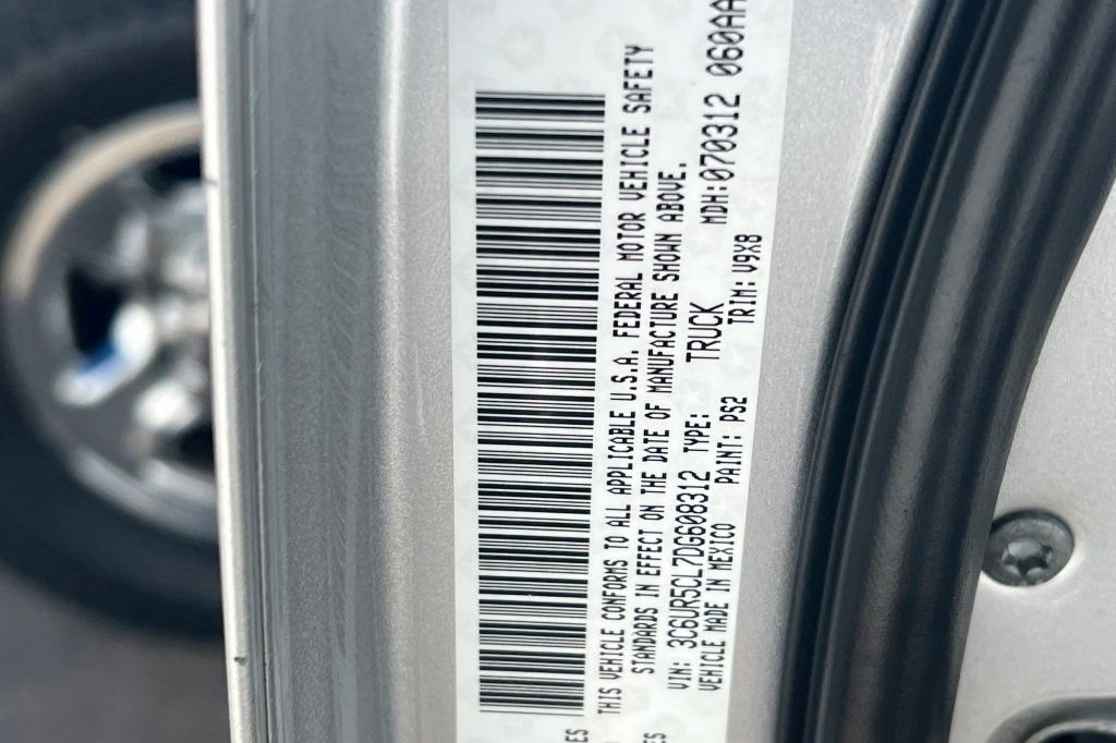 Used 2013 RAM 2500 Tradesman w/ Chrome Appearance Group image 21