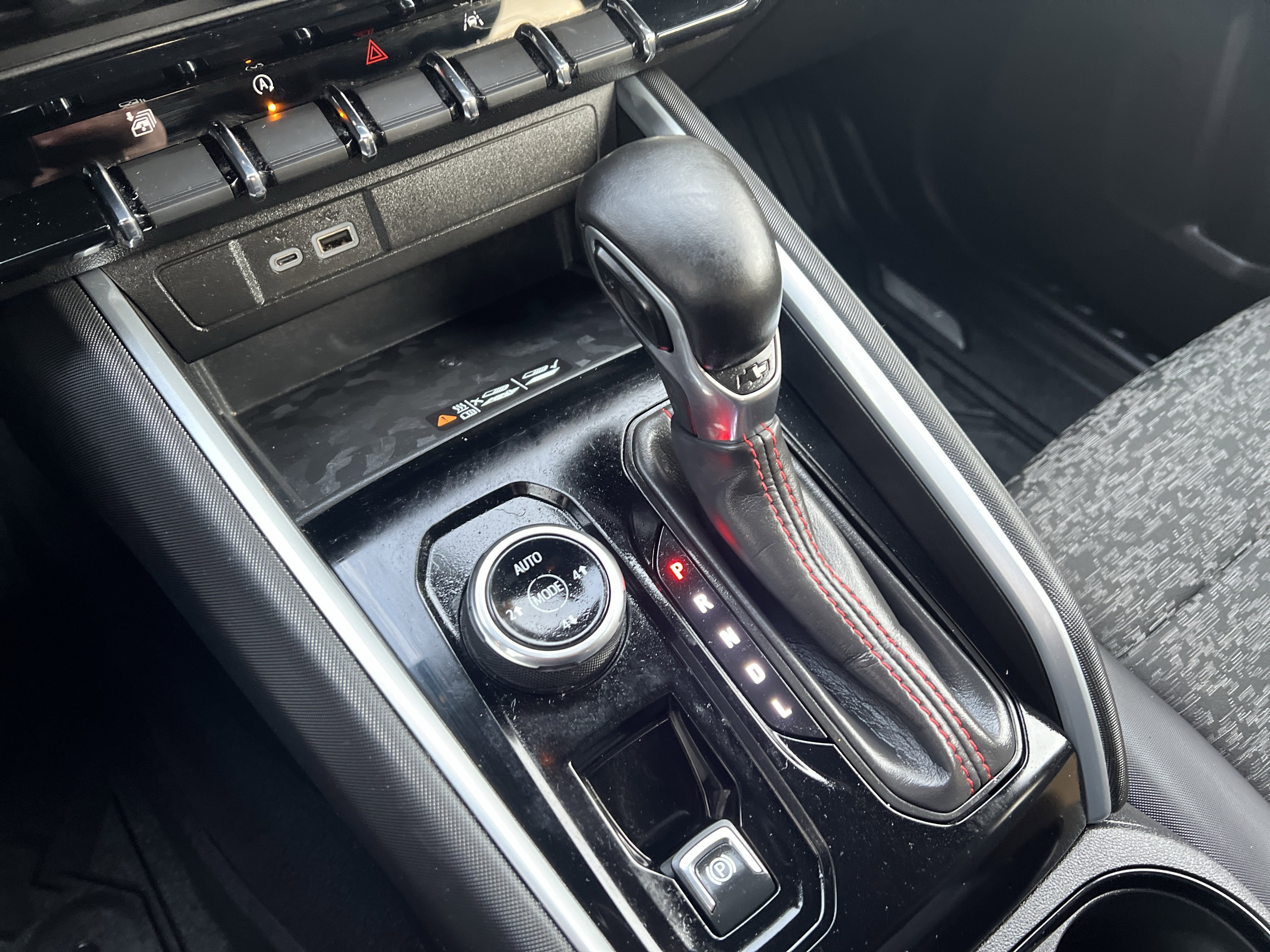 Certified 2024 Chevrolet Colorado Z71 w/ Z71 Convenience Package 2 image 26