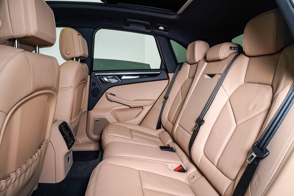 New 2026 Porsche Macan S AWD/4WD image 17