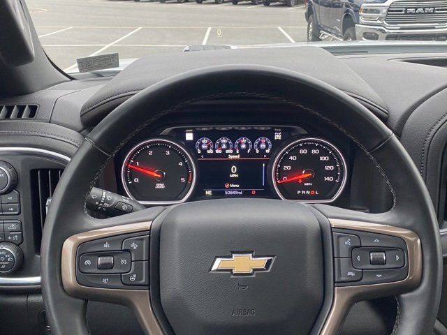 Used 2023 Chevrolet Silverado 2500 High Country w/ Z71 Off-Road Package image 15