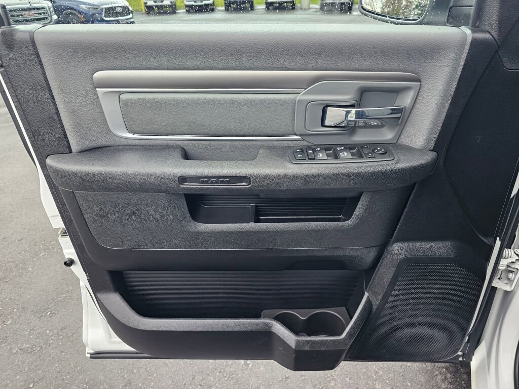 Used 2022 RAM 1500 Classic SLT w/ Protection Group image 21