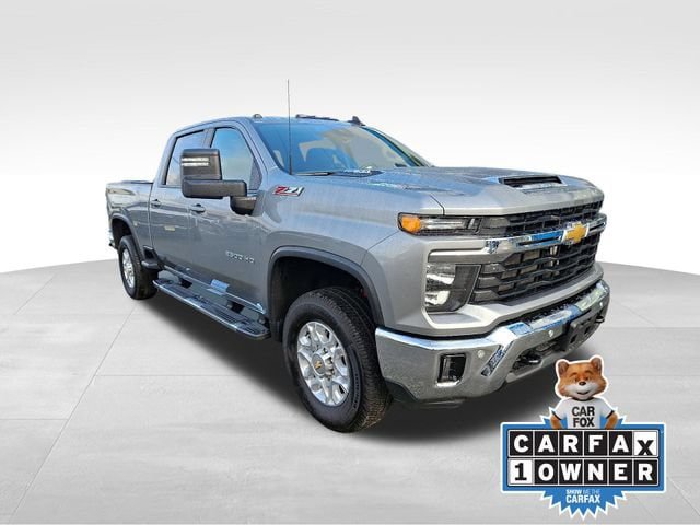 Used 2026 Chevrolet Silverado 2500 LT w/ All Star Edition AWD/4WD image 1