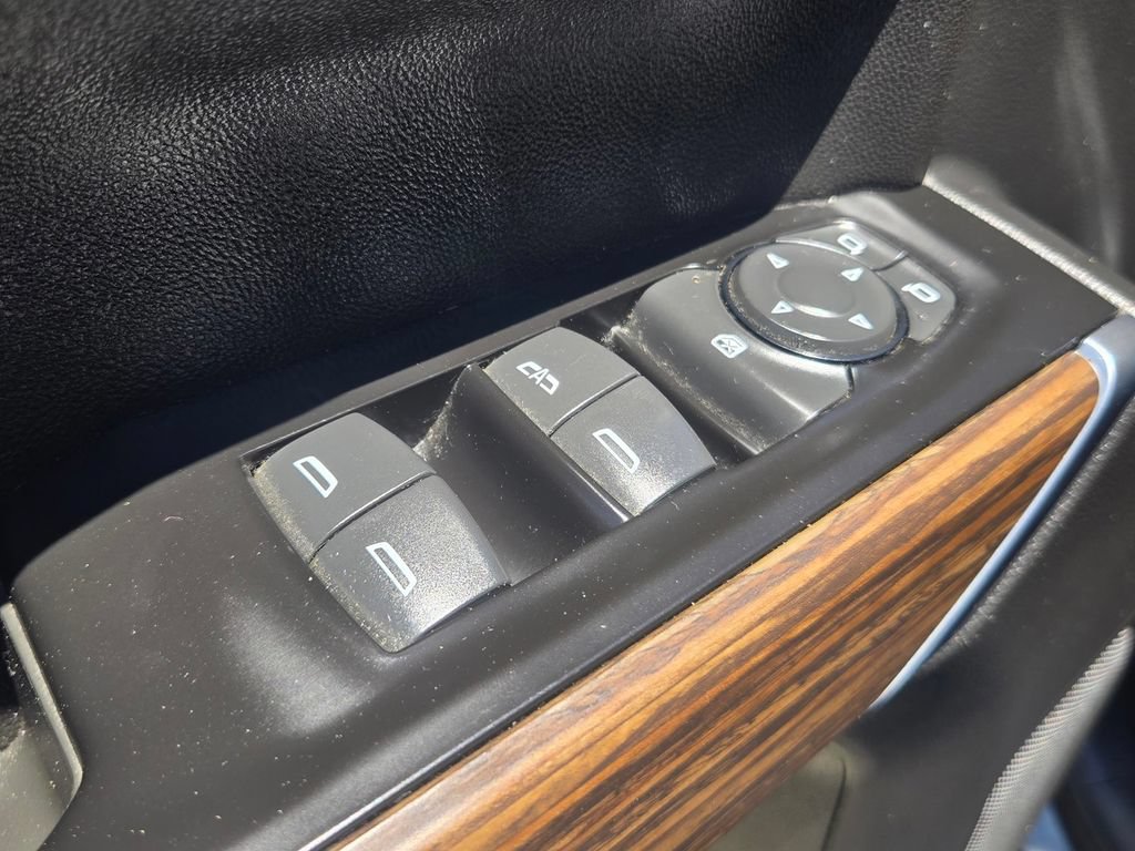 Used 2019 Chevrolet Silverado 1500 RST w/ All-Star Edition AWD/4WD image 14