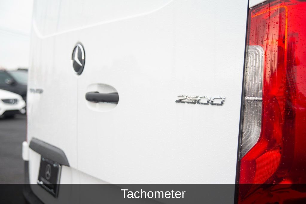 Used 2025 Mercedes-Benz Sprinter 2500 image 19