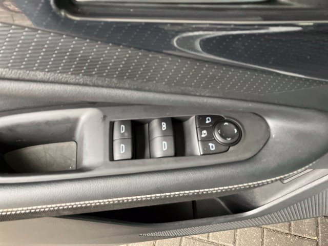 Used 2024 Chevrolet Blazer EV LT AWD/4WD image 16