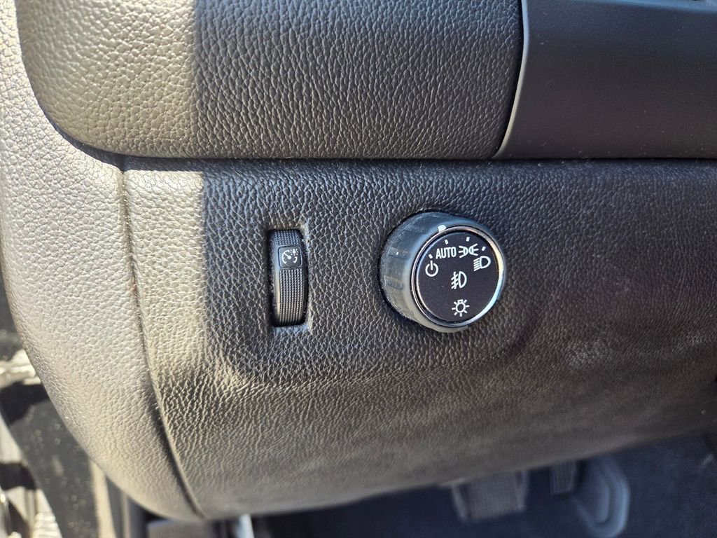 Used 2019 Chevrolet Colorado LT w/ LT Convenience Package image 22