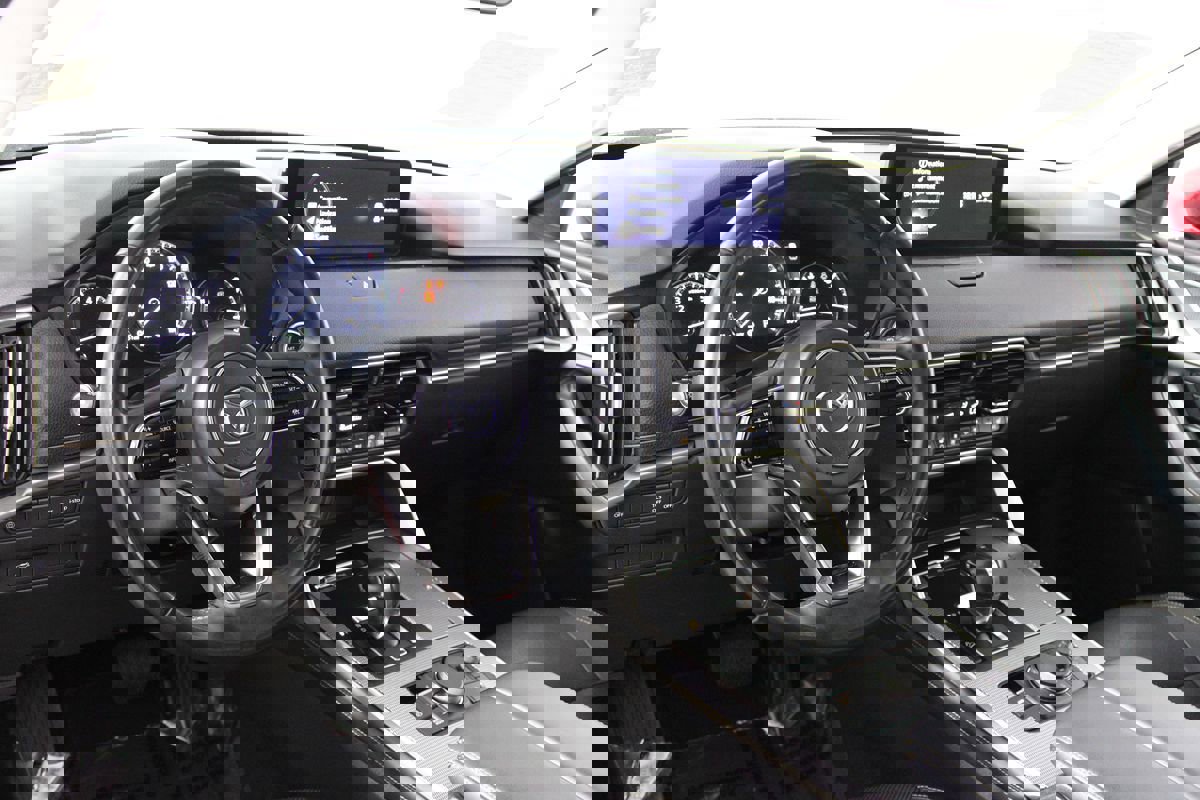 Used 2024 MAZDA CX-90 3.3 Turbo w/ Preferred Plus image 7