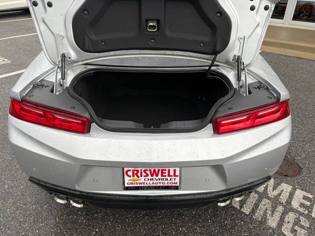 Used 2018 Chevrolet Camaro LT image 7
