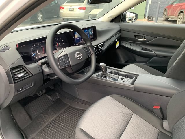 New 2026 Nissan Sentra SV w/ Floor Mat Package FWD image 10