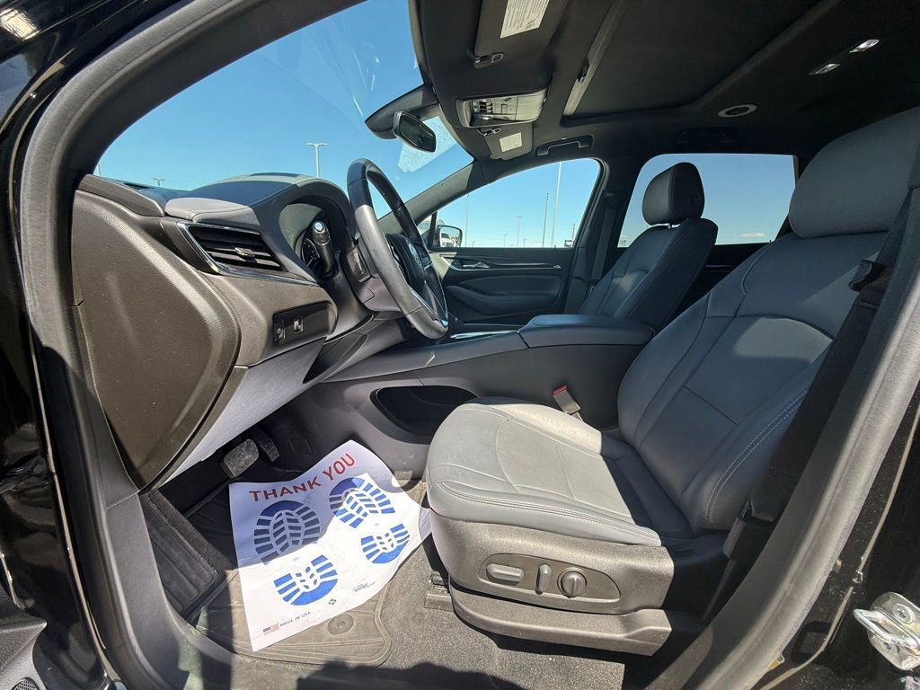 Used 2024 Buick Enclave Essence w/ Experience Buick Package FWD image 29