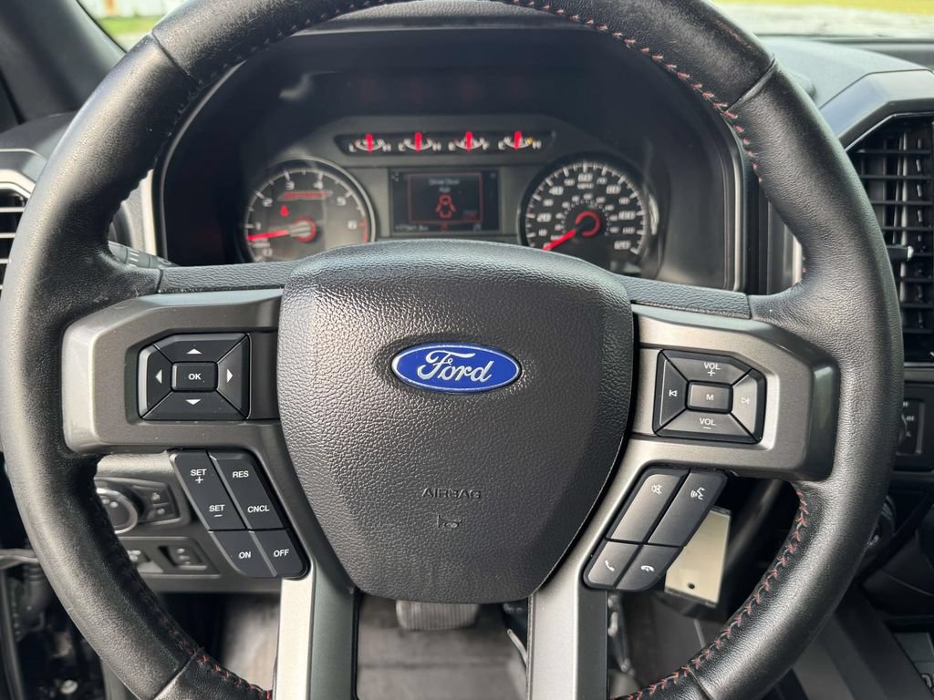 Used 2019 Ford F150 XLT w/ Equipment Group 302A Luxury AWD/4WD image 17