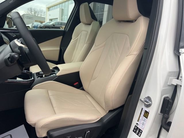 Used 2025 BMW X3 xDrive30i w/ Convenience Package image 22