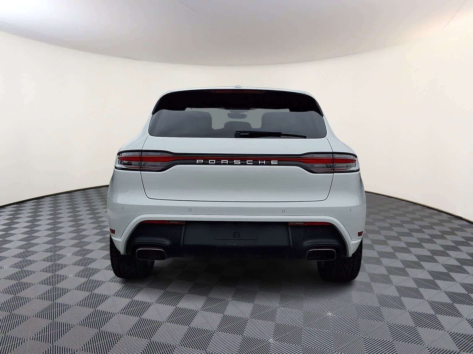 Used 2022 Porsche Macan AWD/4WD image 6