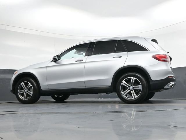 Used 2016 Mercedes-Benz GLC 300 w/ Premium Package image 33