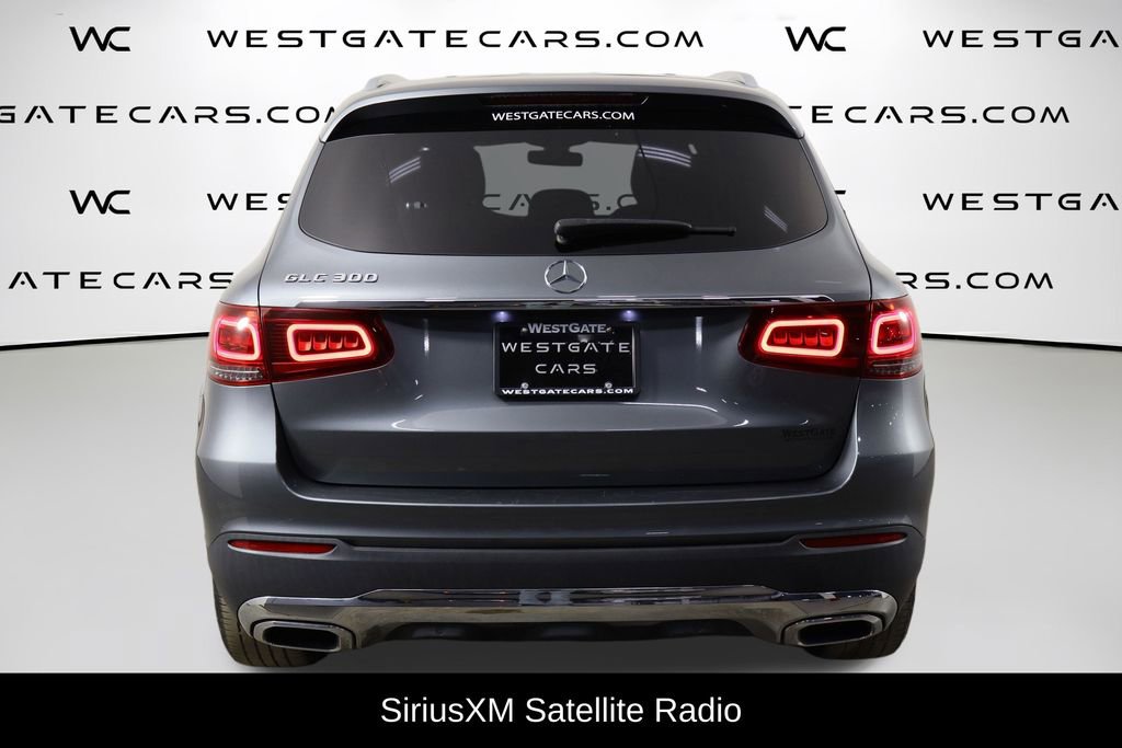 Used 2020 Mercedes-Benz GLC 300 image 4