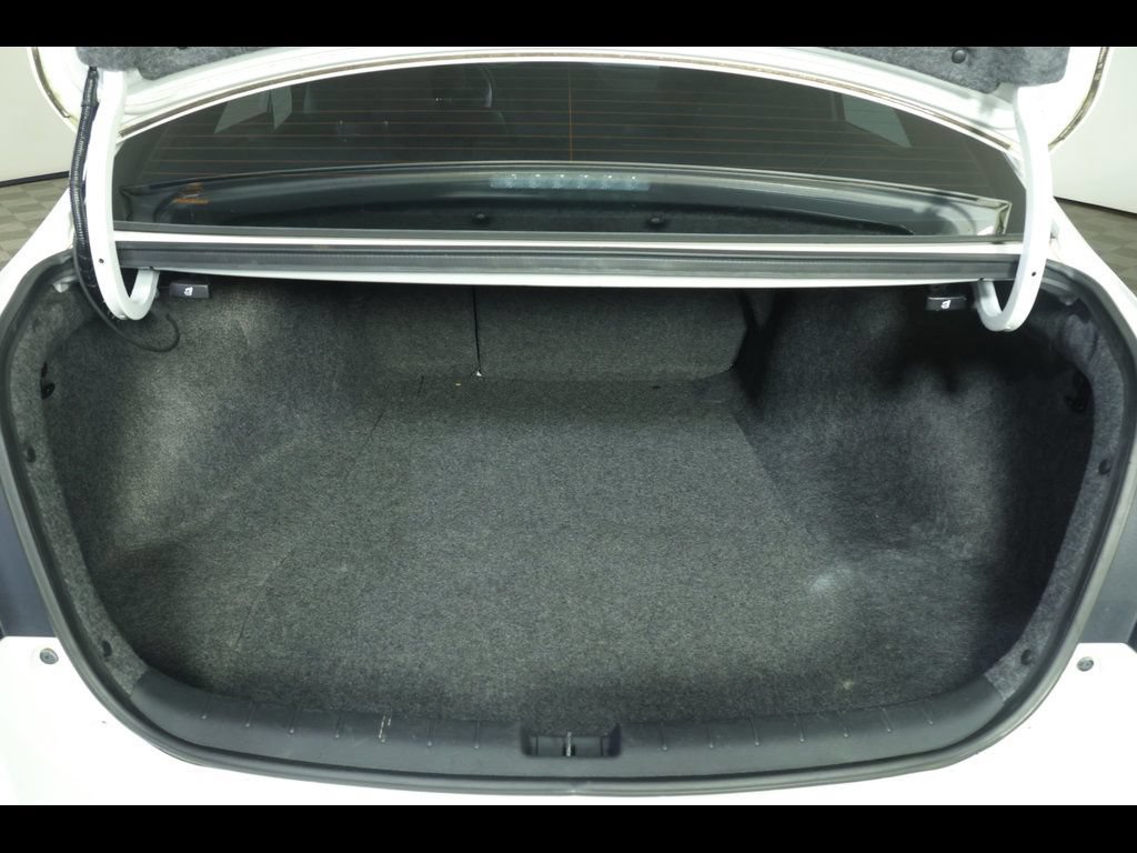 Used 2016 Honda Accord Sport image 12