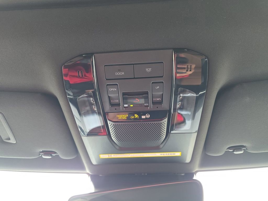 Used 2025 Lexus GX 550 w/ Accessory Package (Z1) image 30