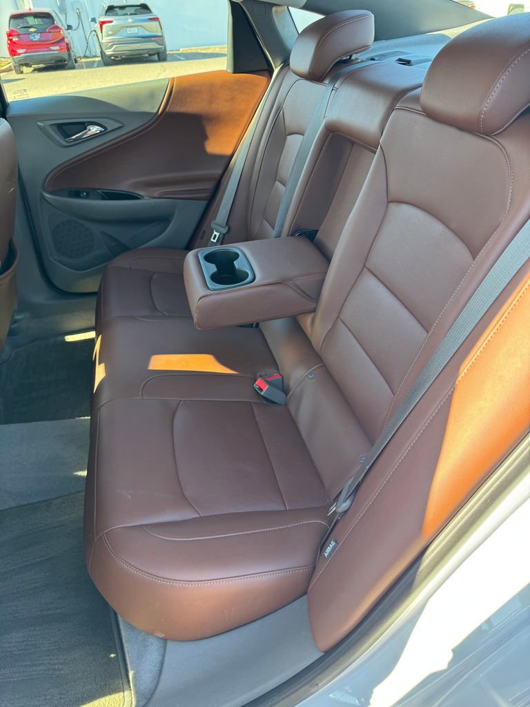 Used 2018 Chevrolet Malibu LT w/ Leather Package image 31