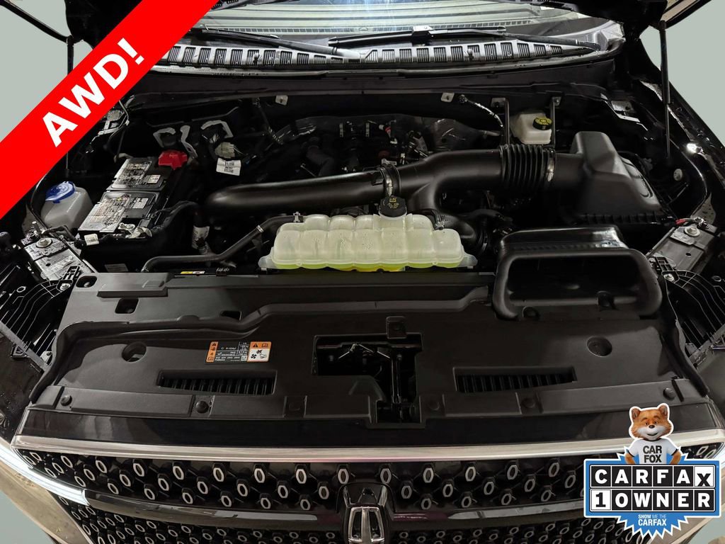 Used 2025 Lincoln Navigator Reserve image 27