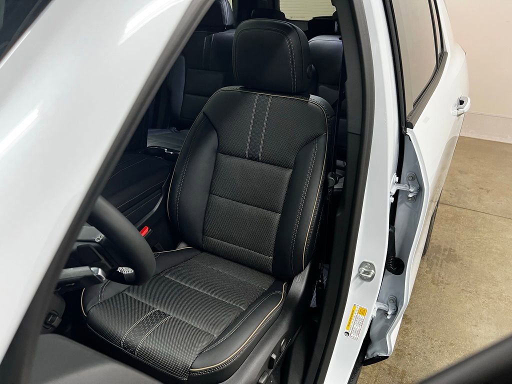 New 2026 Chevrolet Traverse High Country image 29