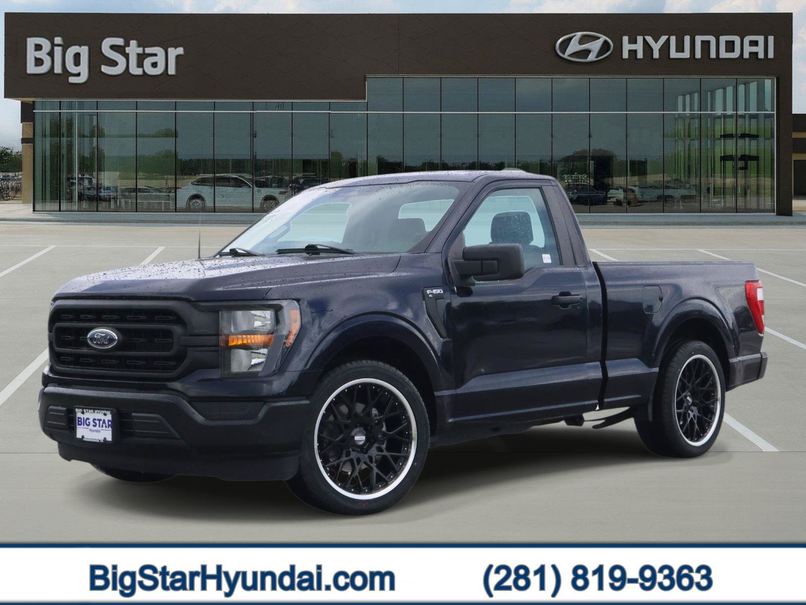 Used 2023 Ford F150 XL RWD image 1