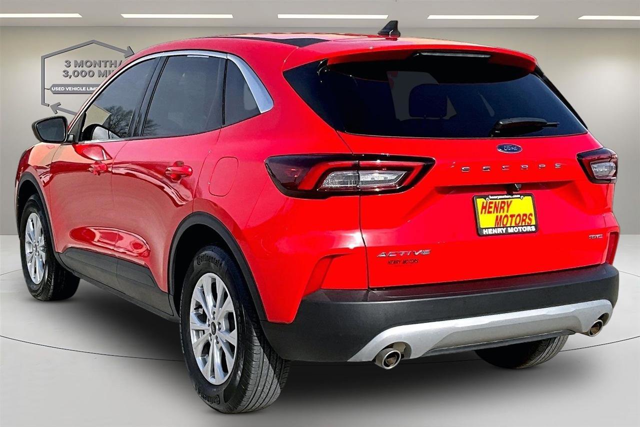 Used 2024 Ford Escape Active image 4