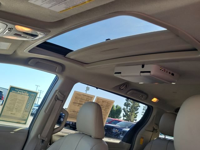 Used 2014 Toyota Sienna XLE FWD image 19