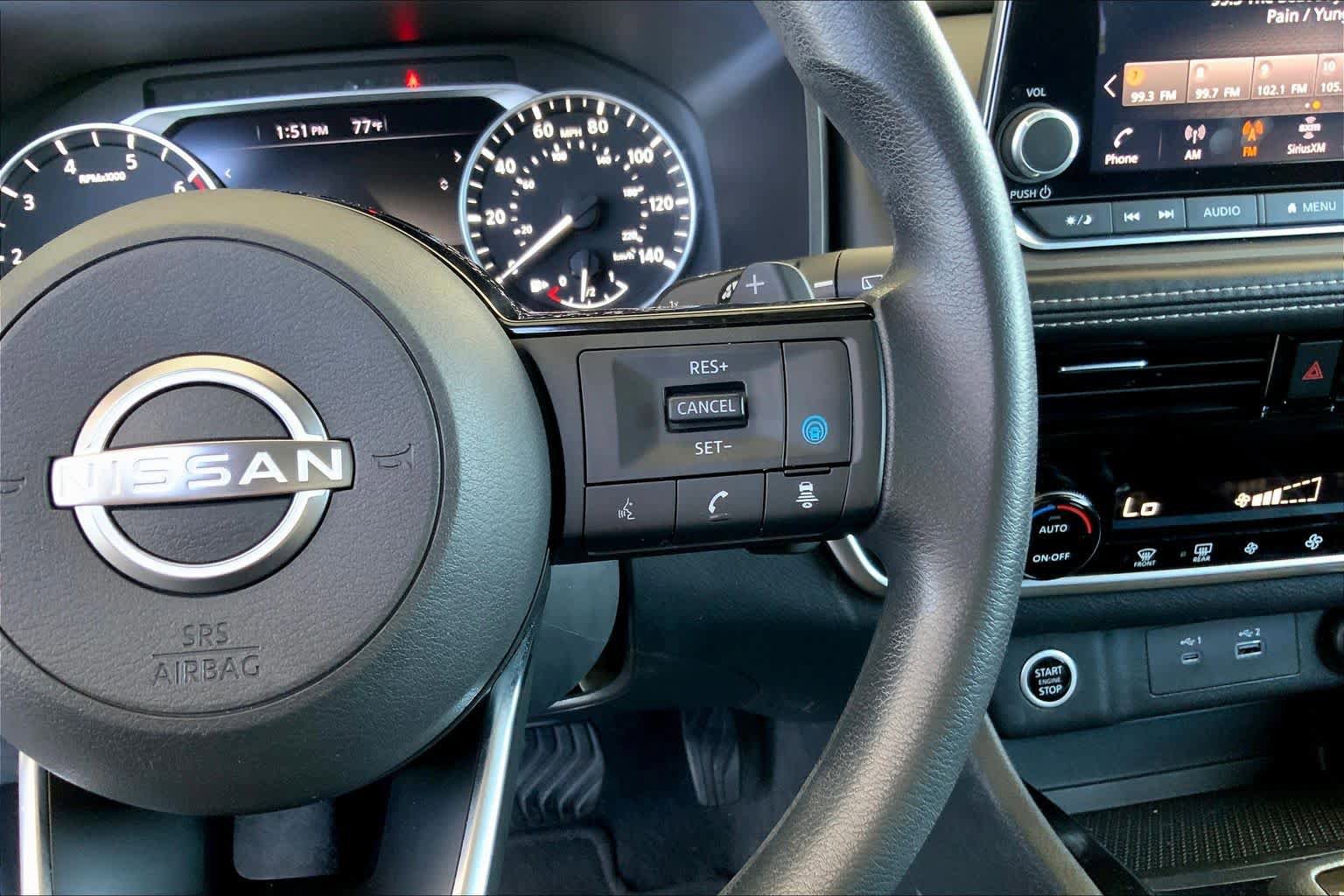 Used 2022 Nissan Rogue SV AWD/4WD image 25