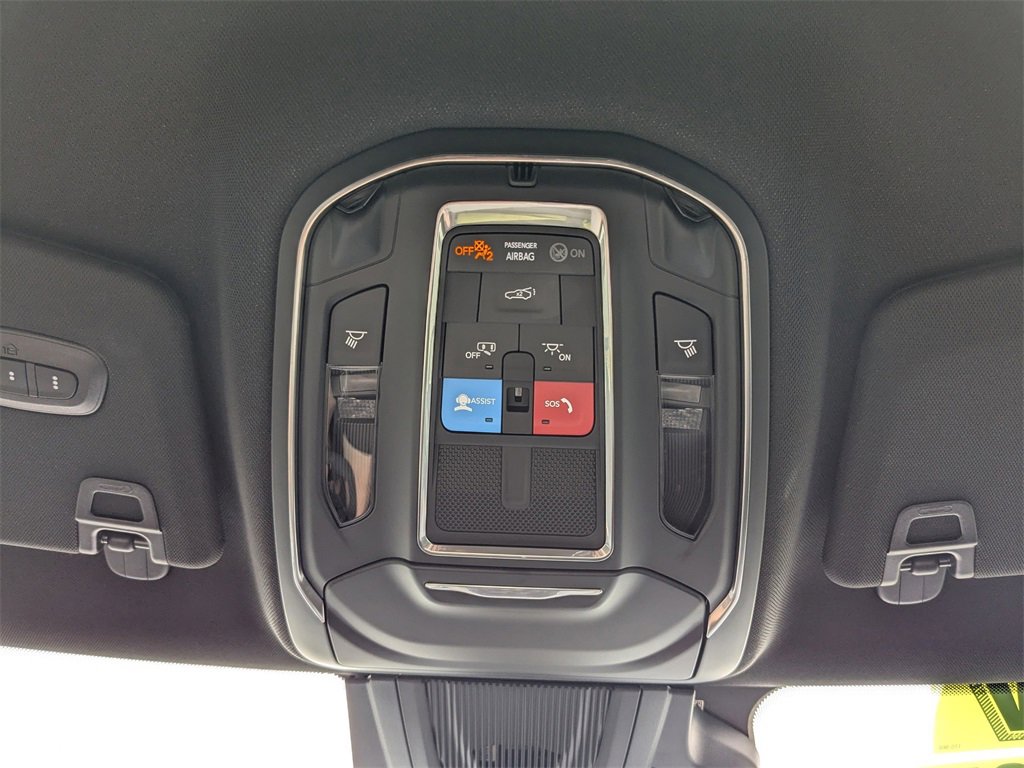 Used 2024 Dodge Charger R/T w/ Plus Group image 26